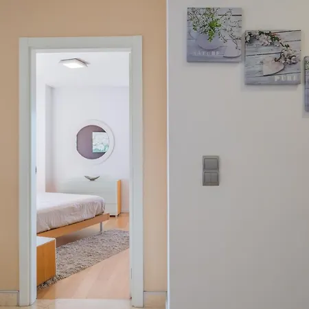 Modern Next To Forum Shopping, Near The Sea, Free Parking And Wifi *